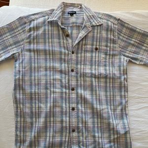 PERFECT CONDITION Patagonia Mens A/C Buttondown Shirt- Size M